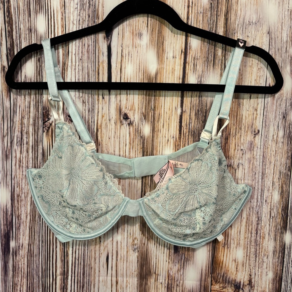 Victoria's Secret Soft Blue Lace Bralette